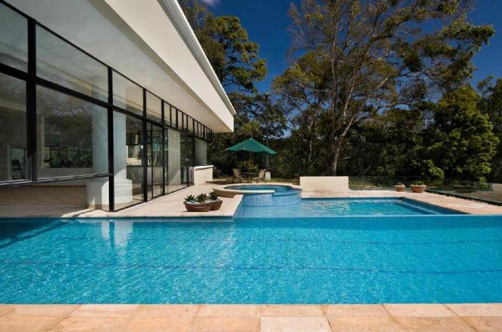 Constructeur piscine coque polyester Rouffach